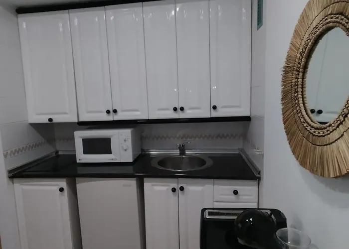 Alhambra Elite Апартаменты *